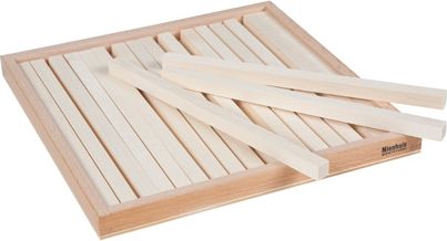 Krabička s 19 dřevěnými hranoly 1x1x20 cm - obrázek 1
