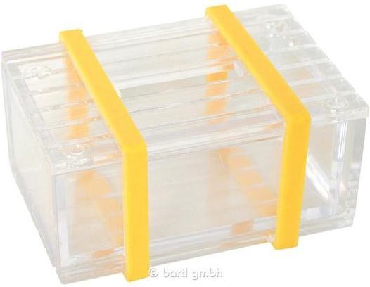 Triková skříňka plast - obrázek 1