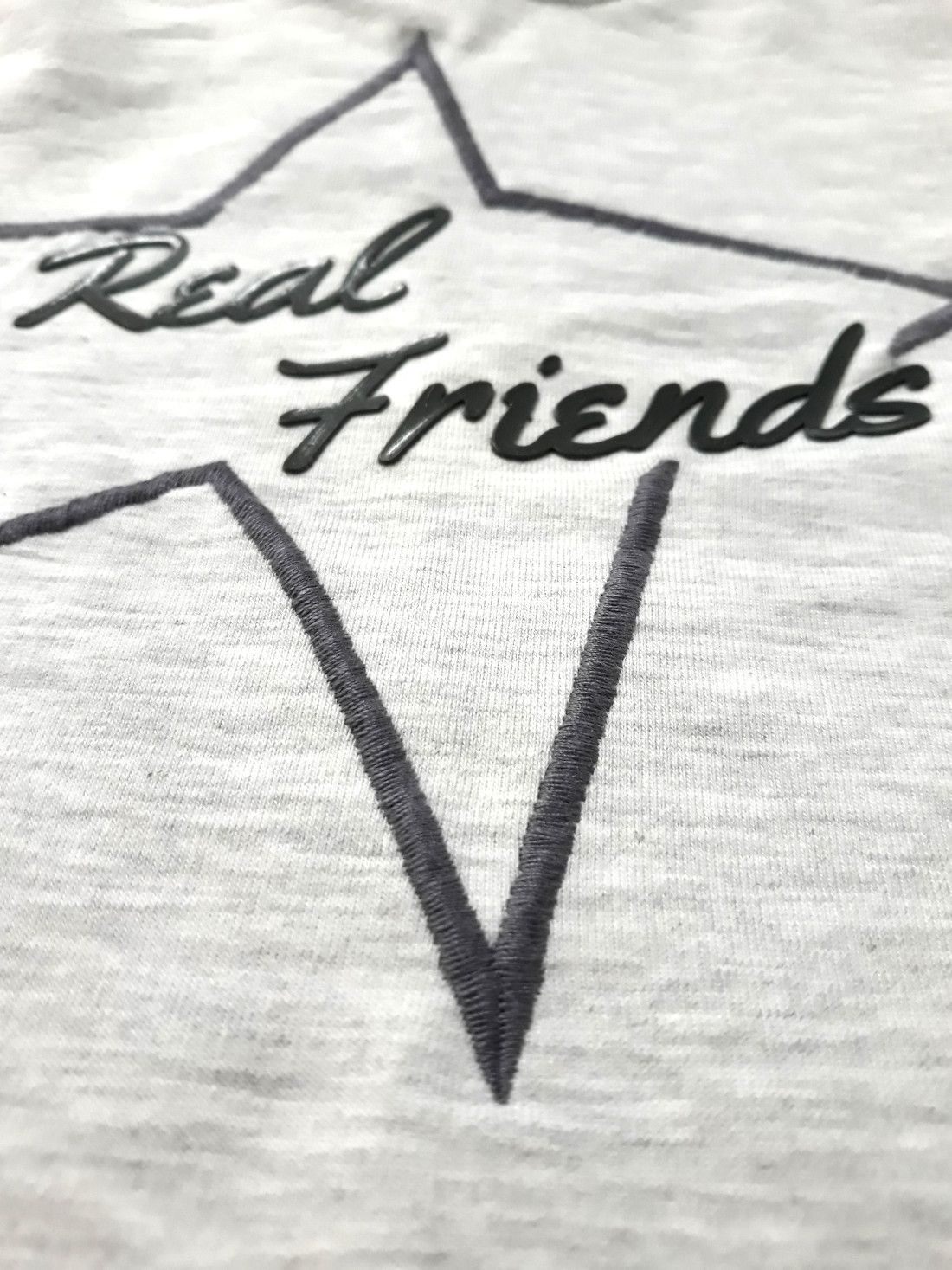 Dívčí triko s dlouhým rukávem a kapucí Real Friends 104 - obrázek 5