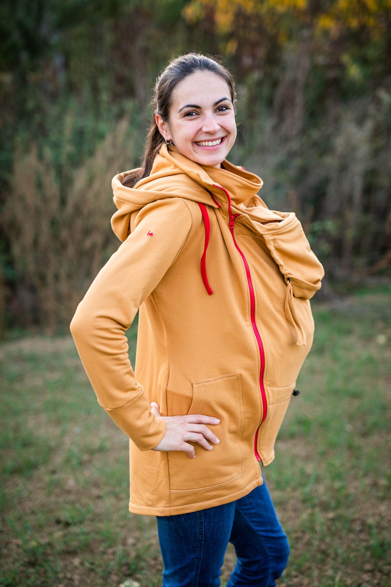 Tepláková mikina Be Lenka - Mustard Provedení: Nosící mikina s teplákovou vsádkou 2 v 1, Velikost: XL - obrázek 2