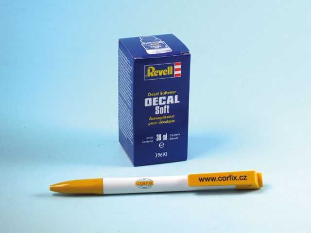 REVELL Decal Soft 39693 - 30ml - obrázek 1