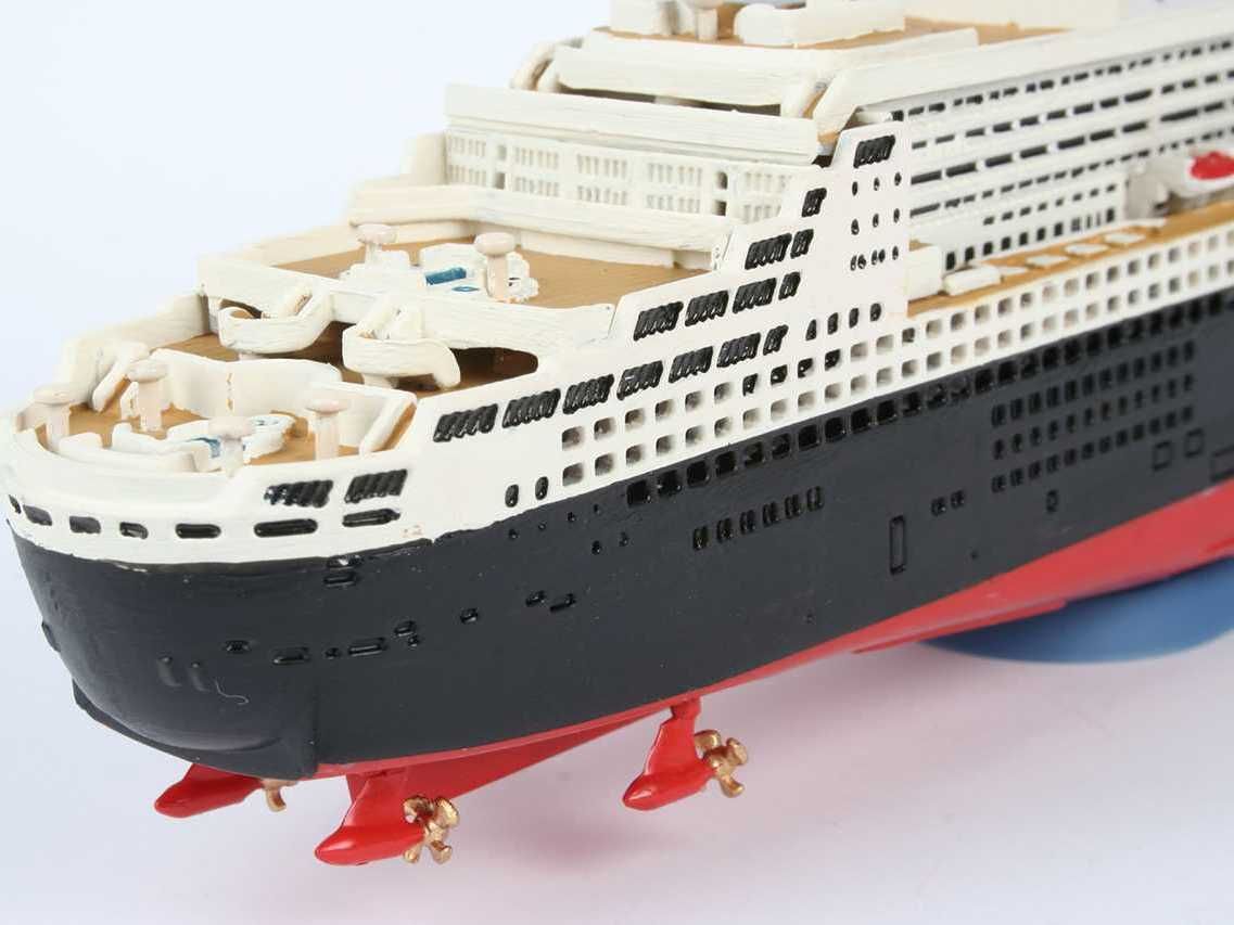 REVELL Plastic ModelKit loď 05808 - Queen Mary 2 (1:1200) - obrázek 6