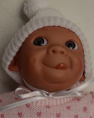 Prcek - holka usmívající se jako ŠIBALKA od f. Lamagik - obrázek 1