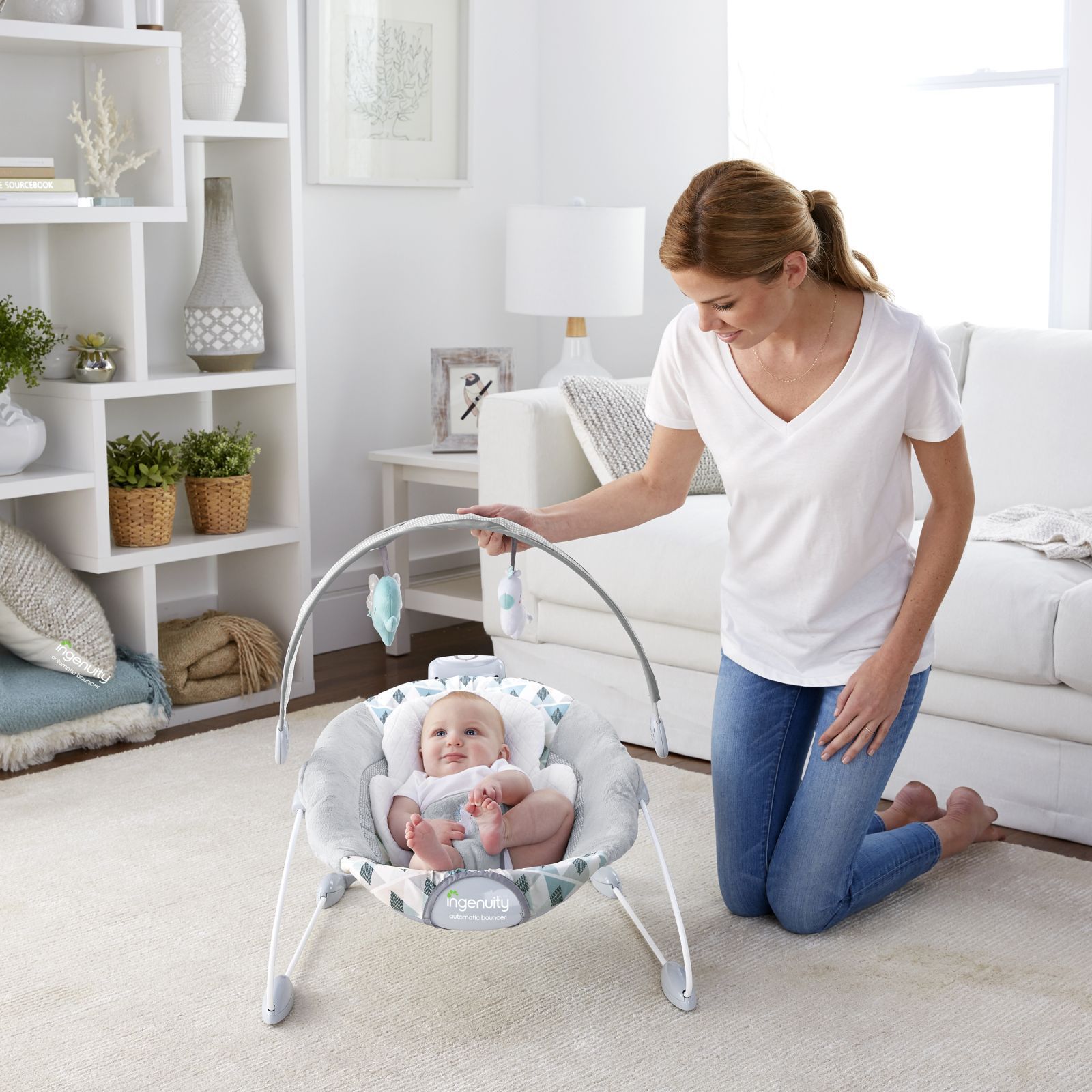 Bright Starts Lehátko vibrující s melodií Chadwick 0m+, do 9kg, 2018 - obrázek 3