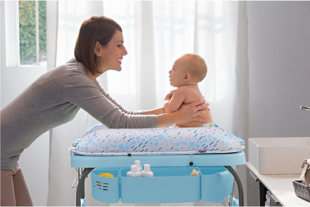 Chicco Stolek přebalovací s vaničkou Cuddle & Bubble - Dusty Green - obrázek 7
