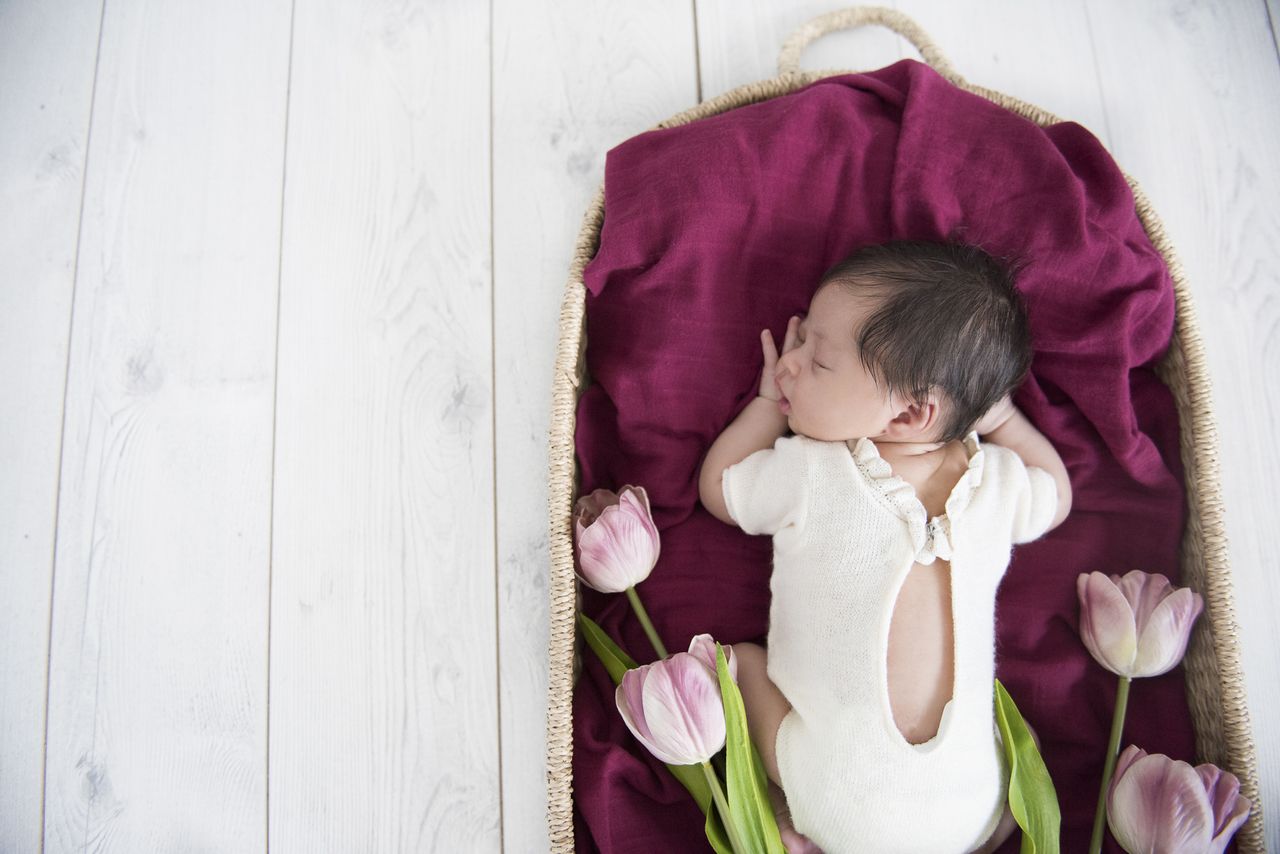 Snuggle Hunny Kids Organická mušelinová zavinovací plena ruby - obrázek 2
