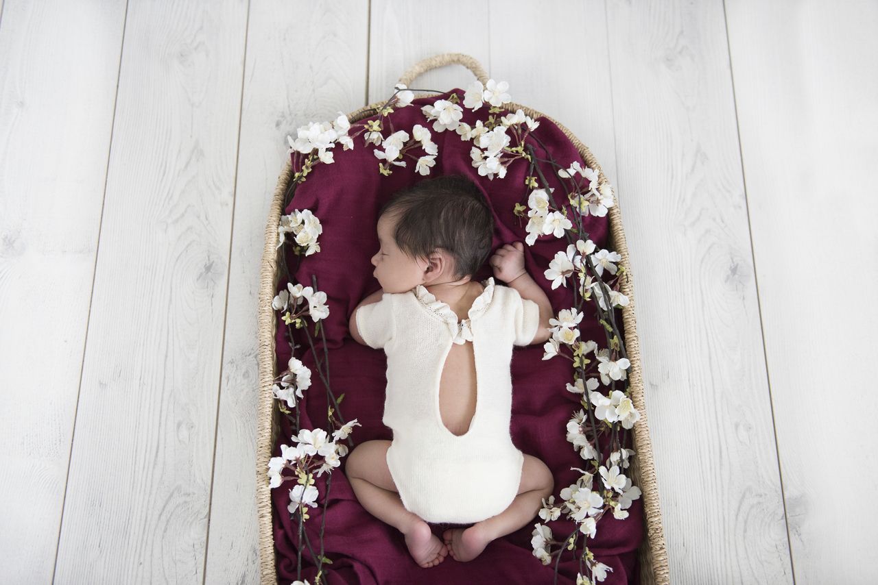 Snuggle Hunny Kids Organická mušelinová zavinovací plena ruby - obrázek 4