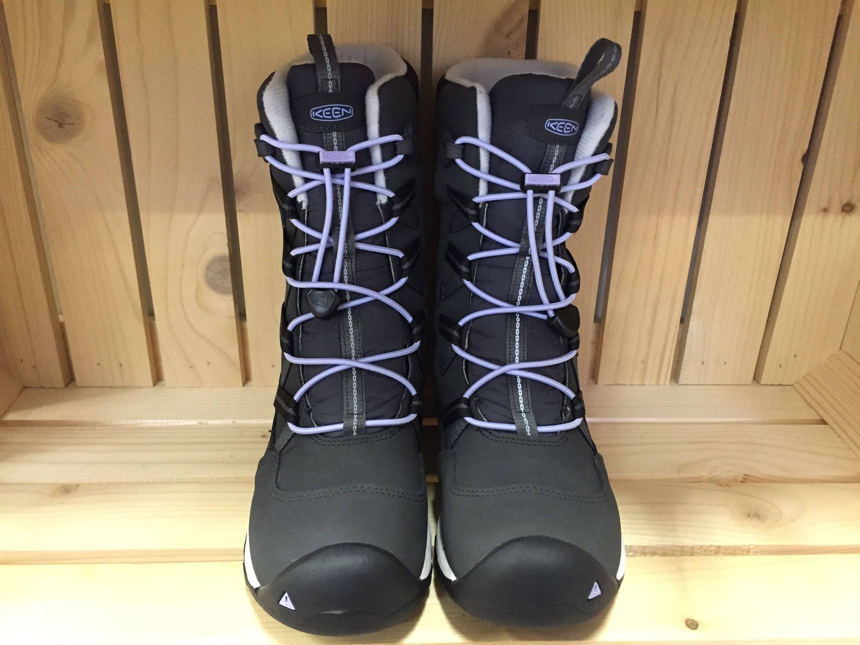 Keen Hoodoo WP Black/Sweet Lavender Velikost: 35 - obrázek 2