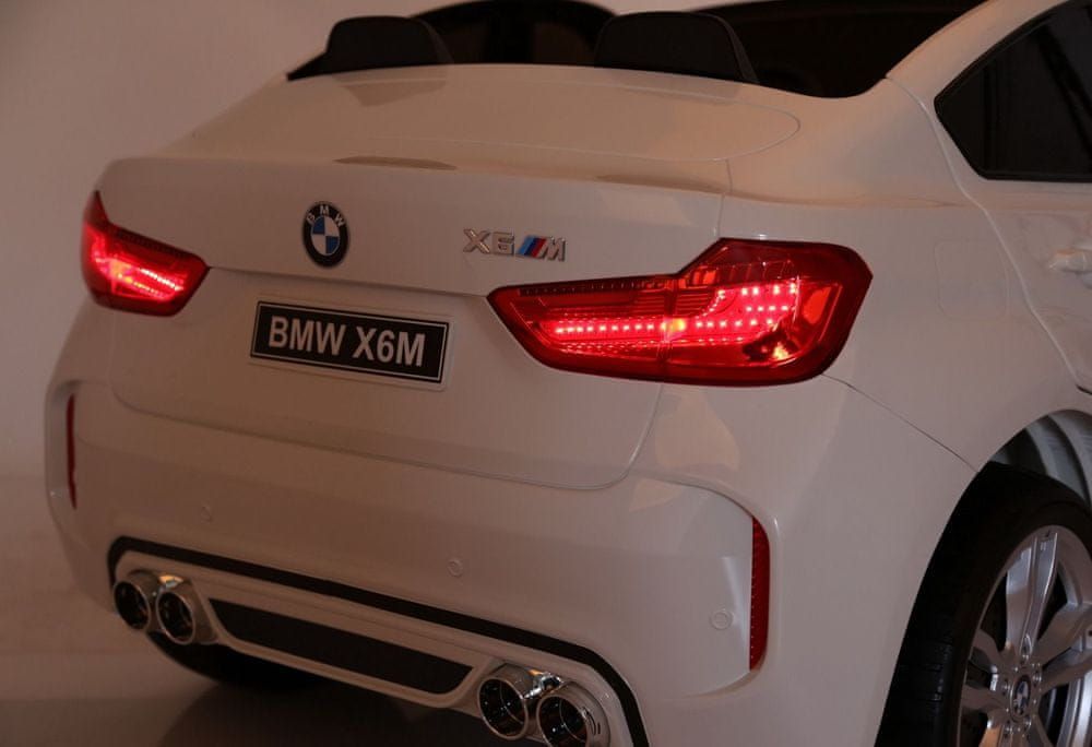 Beneo Elektrické autíčko BMW X6 M, 2 místní, 2 x 120W motor, 12V, elektrická brzda, 2,4 GHz dálkové - obrázek 1