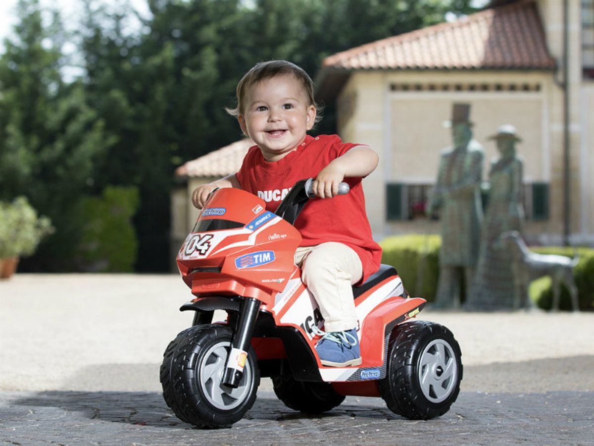 Dětské elektrické vozítko Peg Perégo - Mini Ducati IGMD0005 - červená - obrázek 3