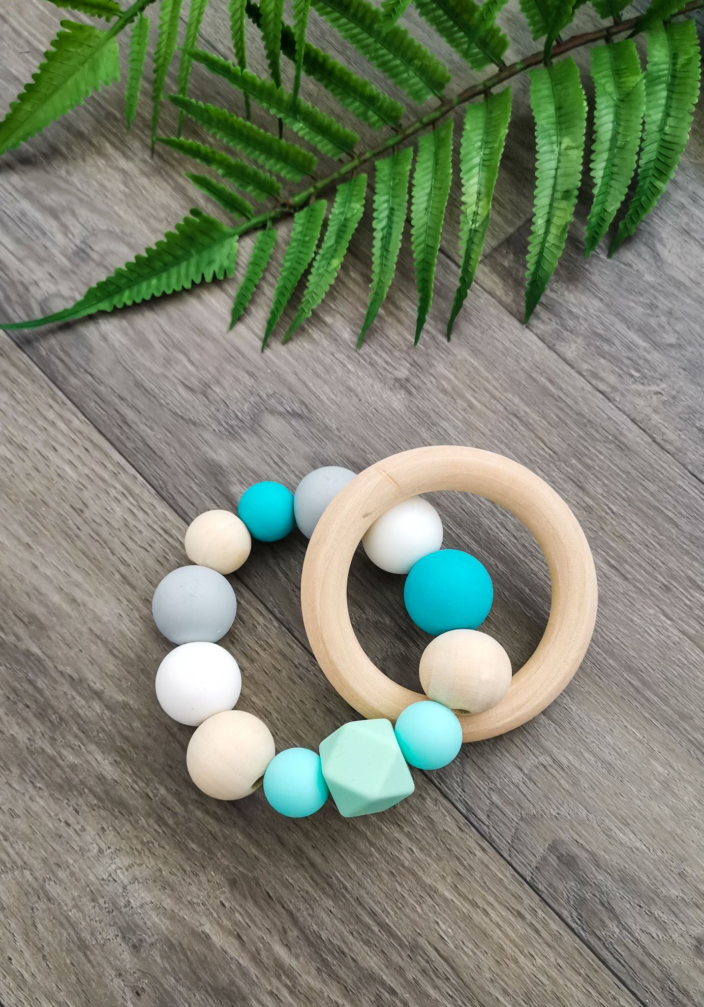 Kulišárny (handmade) Kousátko ,,Aqua,, Tvar přívěsku: ježek - obrázek 1