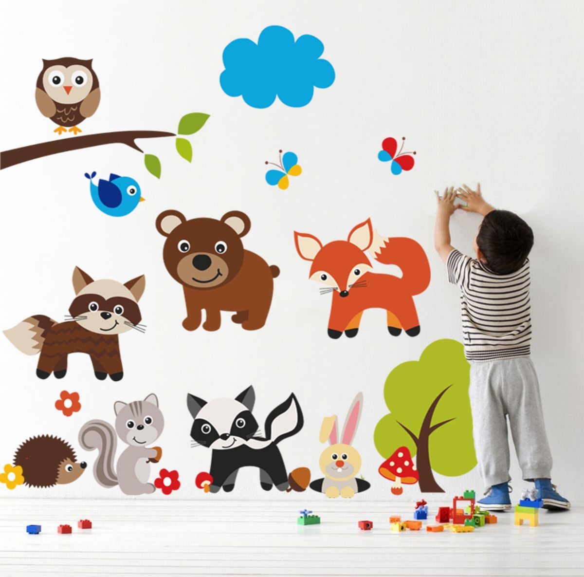 Samolepka na zeď Housedecor Bear and animals 4488-0, 70x50 cm - obrázek 1