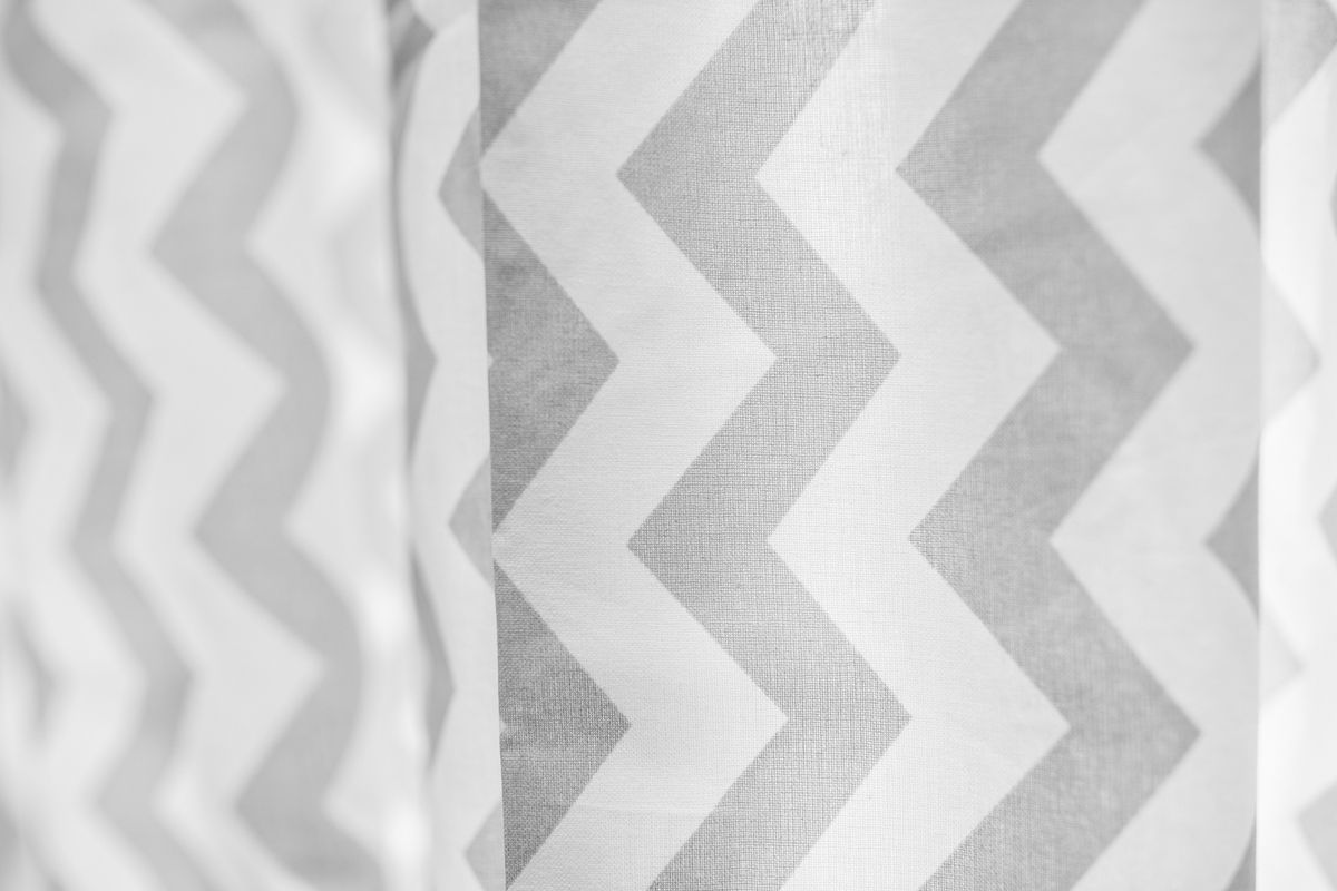 Dětské závěsy Zig-zag bílo-šedé 5 167x150 cm - obrázek 2
