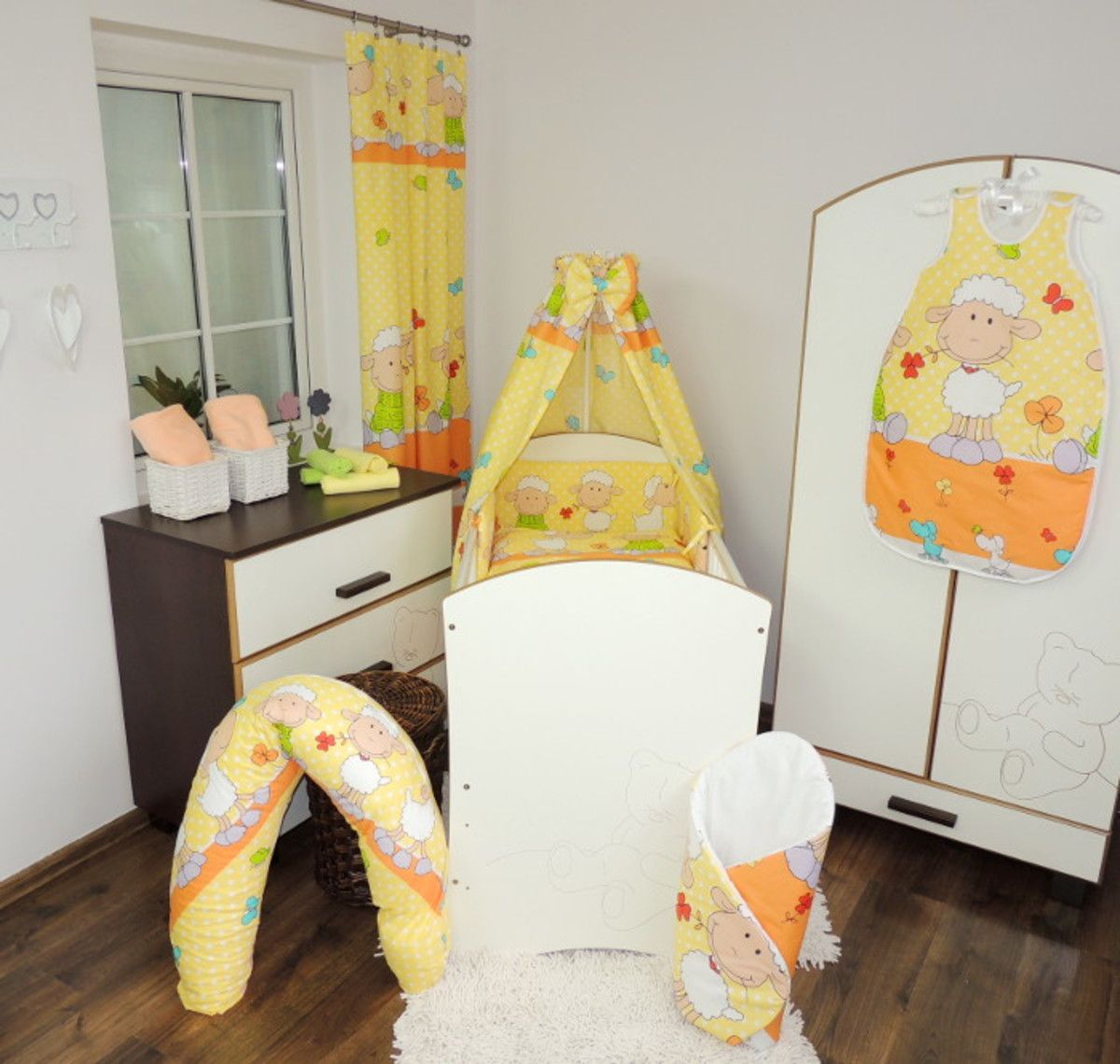 Set - bavlněný baldachýn s mašlí + spací pytel vel. M - Žlutá ovečka - obrázek 2