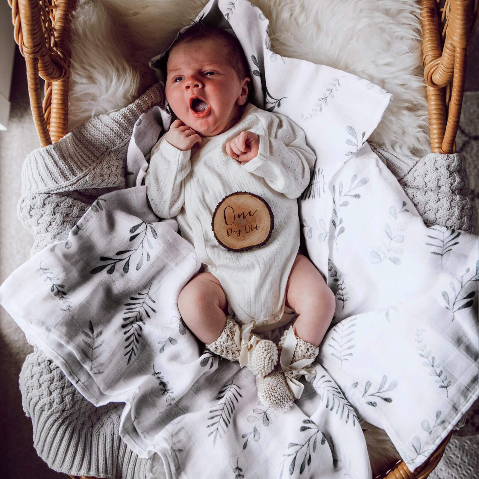 Snuggle Hunny Kids Organická mušelinová zavinovací plena wild fern - obrázek 1