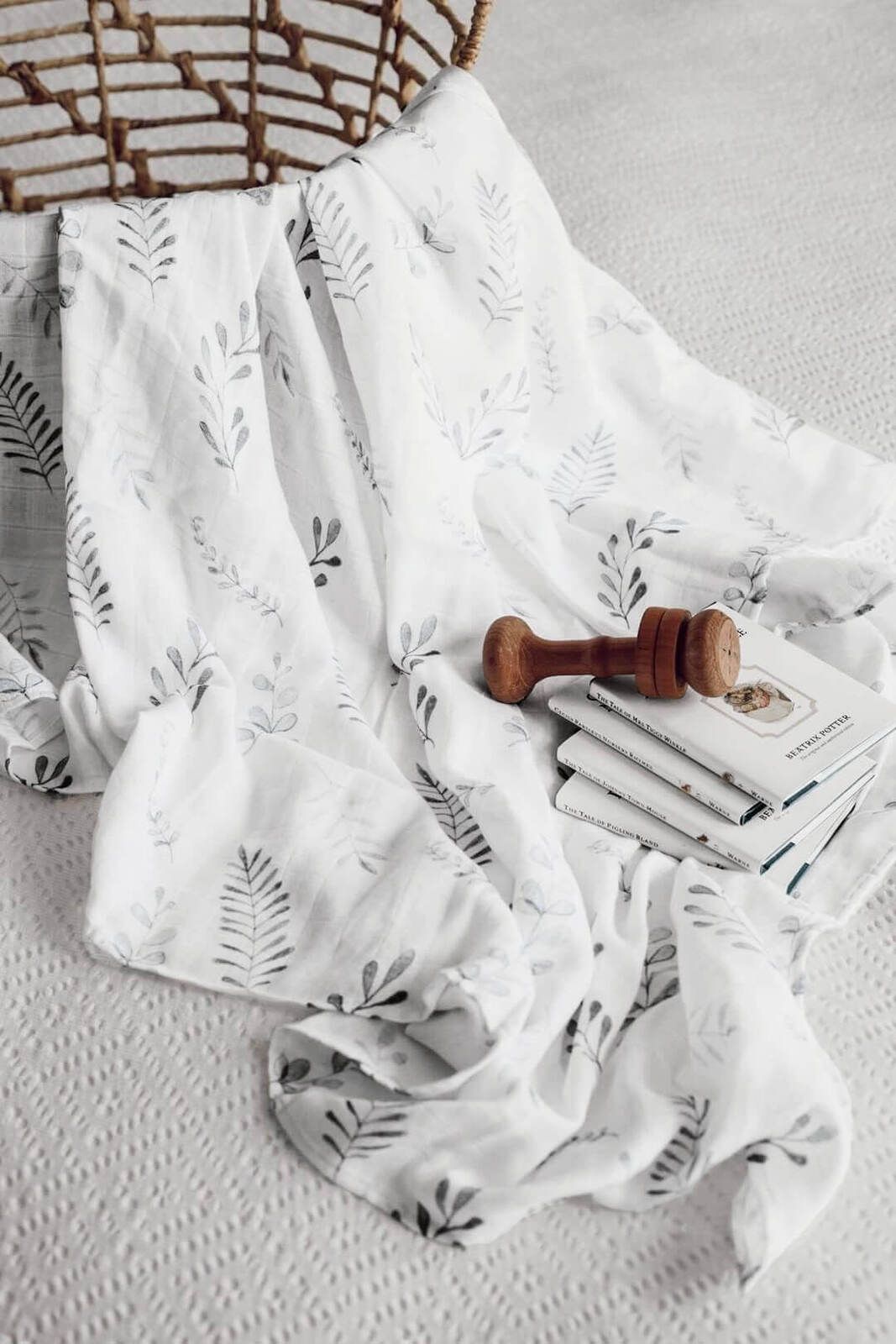 Snuggle Hunny Kids Organická mušelinová zavinovací plena wild fern - obrázek 4