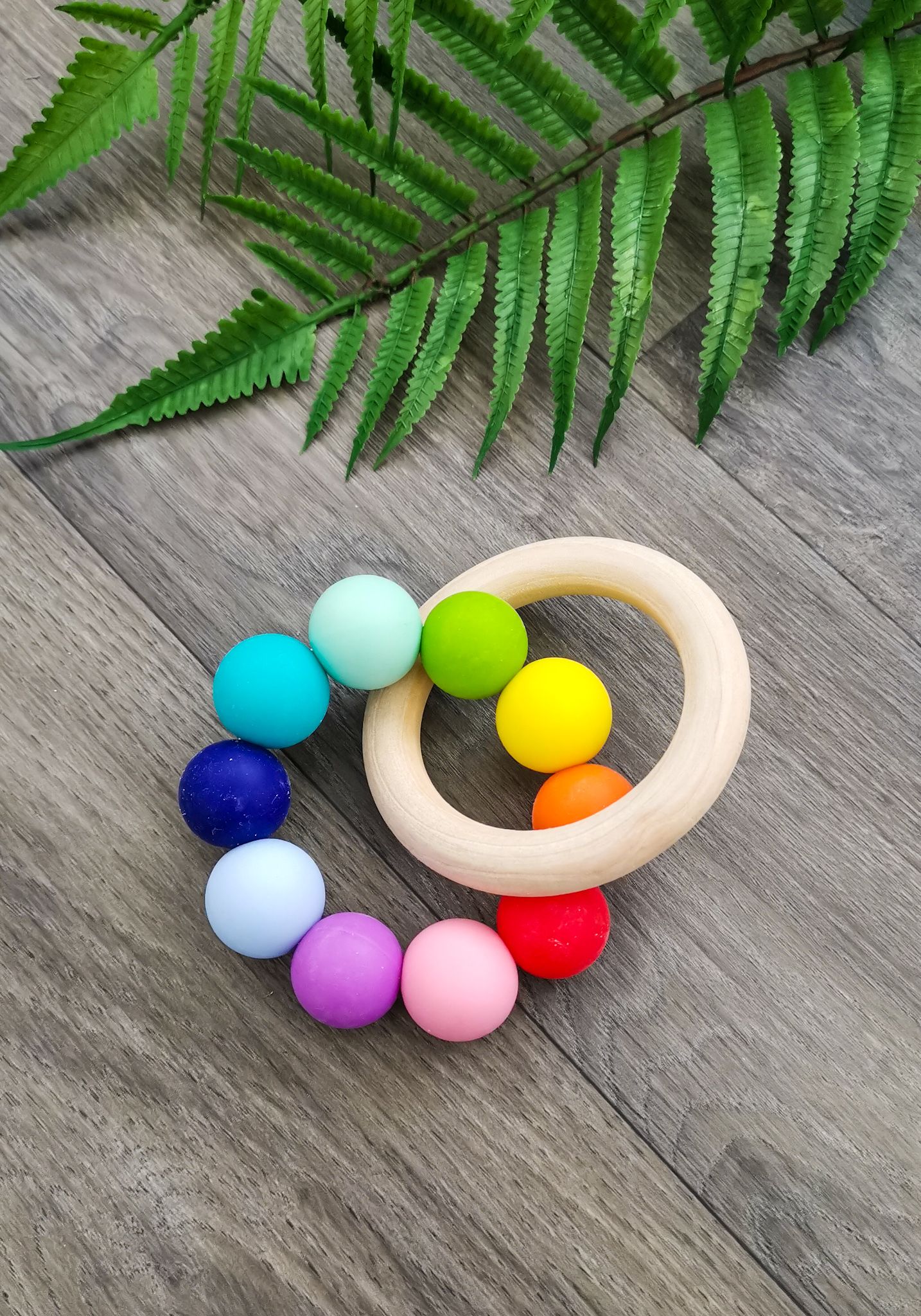 Kulišárny (handmade) Kousátko ,,Rainbown,, Tvar přívěsku: Velký kroužek - obrázek 1