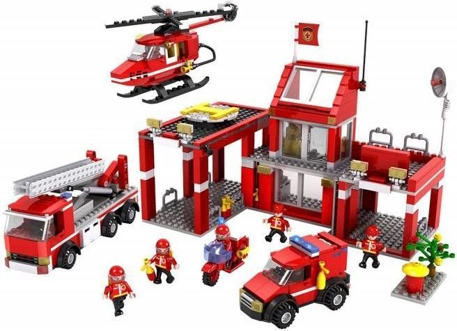 Cogo stavebnice Hasiči - velká hasičská stanice typ LEGO 827 dílů - obrázek 1