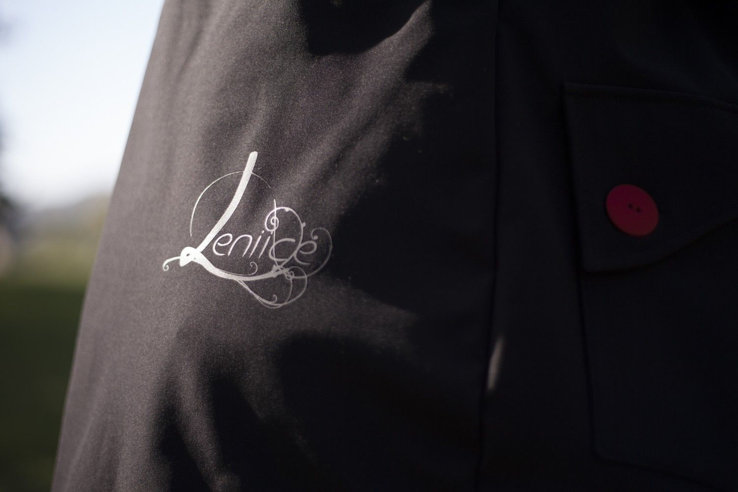LENIICE NOSÍCÍ KABÁT PRO PŘEDNÍ NOŠENÍ ČERNÁ - XL - obrázek 7