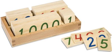 Malé dřevěné karty s čísly od 1 do 9000 - obrázek 1