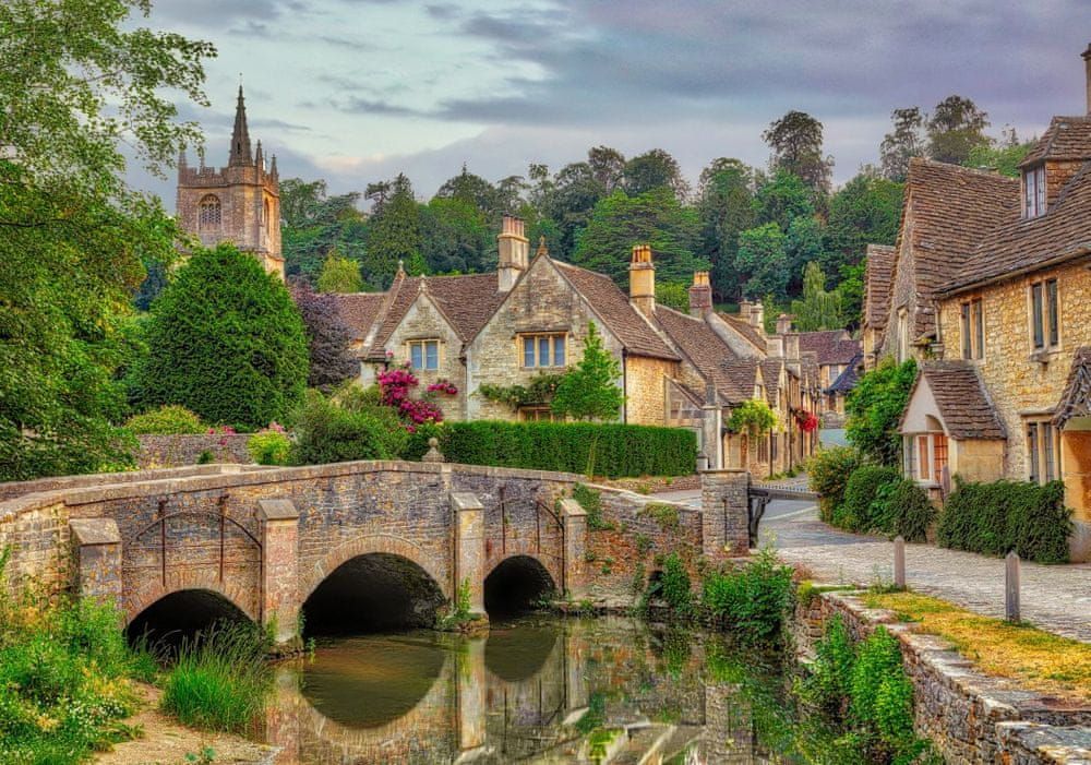 Grafika Puzzle 1000 dílků Castle Combe, Cotswolds - obrázek 1