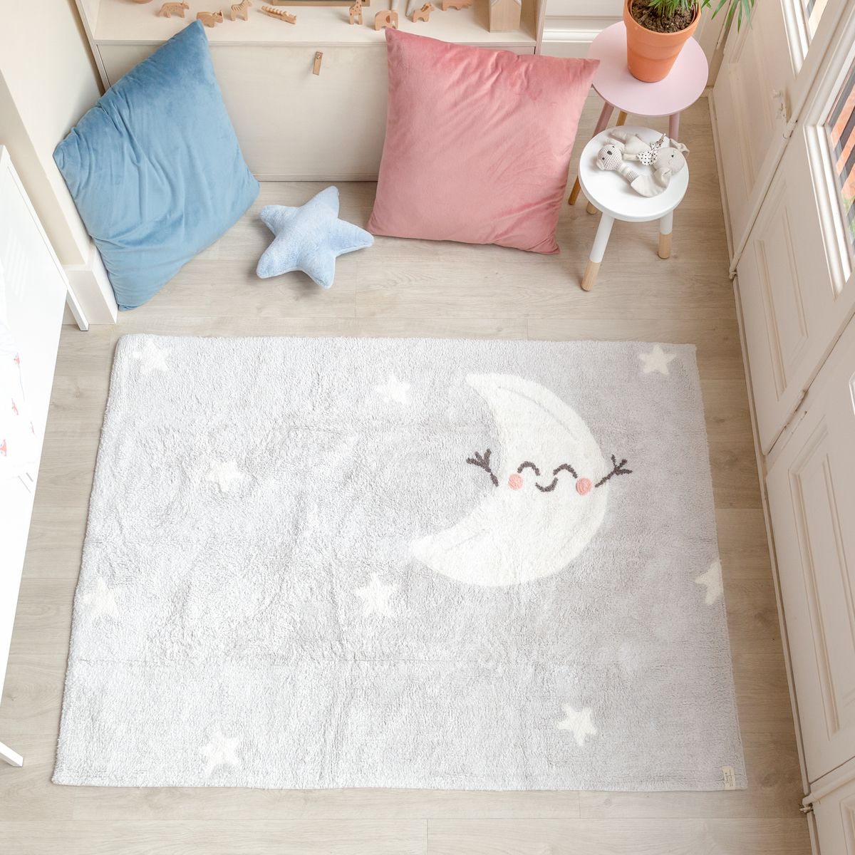 Koberec Ourbaby Happy Moon 30263-0 obdélník 120x160 cm bílá šedá - obrázek 1