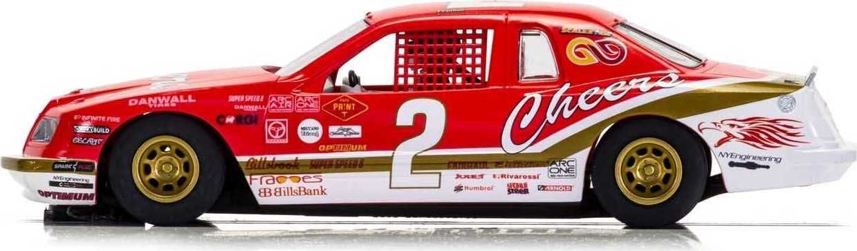Autíčko Super Resistant SCALEXTRIC C4067 - Ford Thunderbird - Red & White (1:32) - obrázek 2