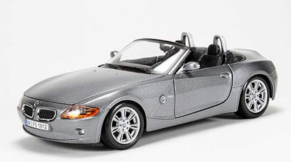Bburago BMW Z4 1:24 - obrázek 2