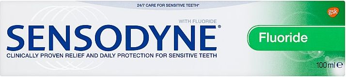 Sensodyne Fluoride zubní pasta 100 ml - obrázek 1