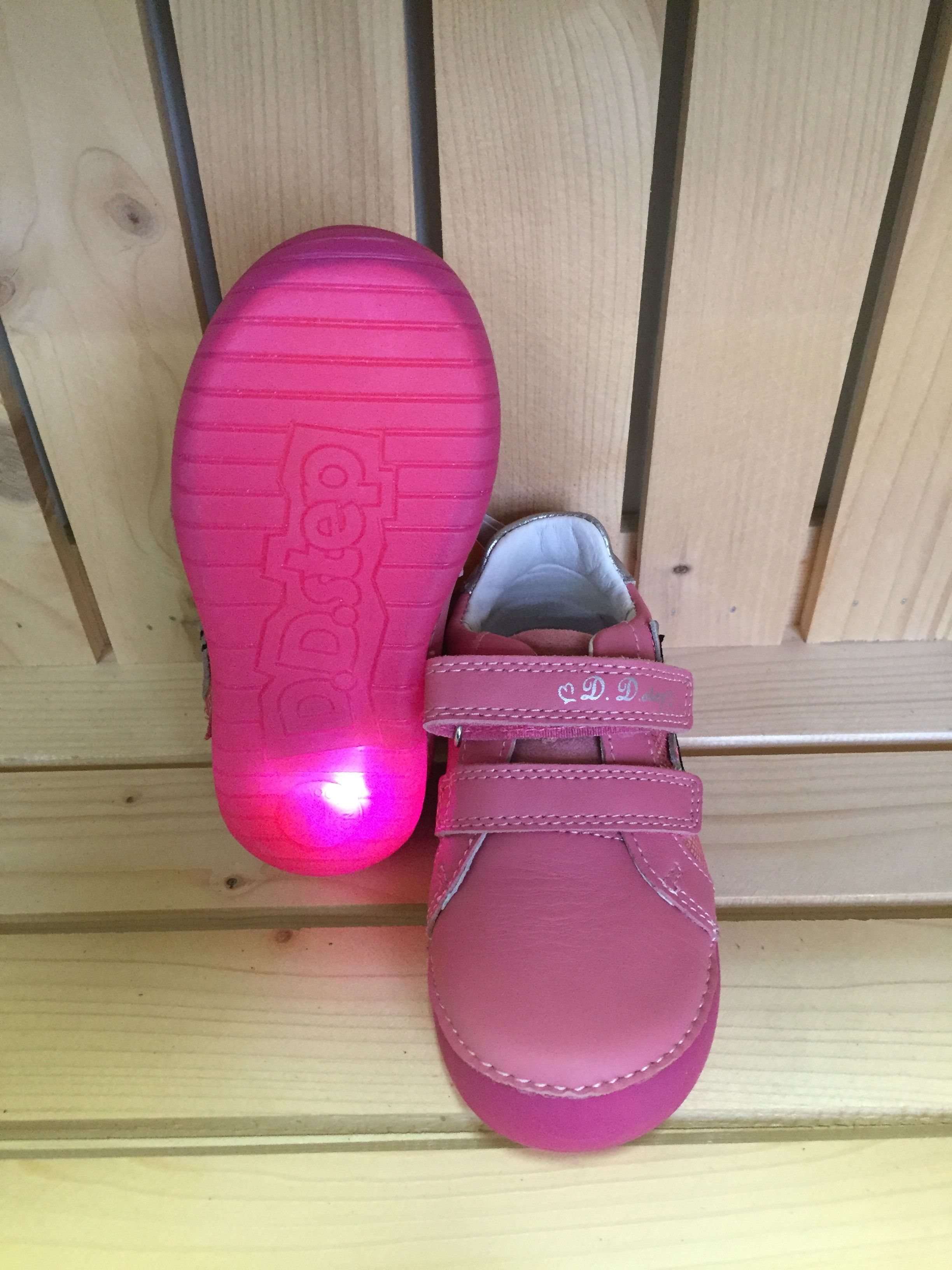 D.D.Step Svítící boty DD Step 050-17C M Raspberry Velikost: 25 - obrázek 2