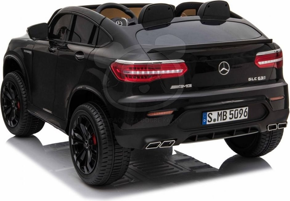 Mercedes AMG GLC 63 S 4x4 - bílé - obrázek 14
