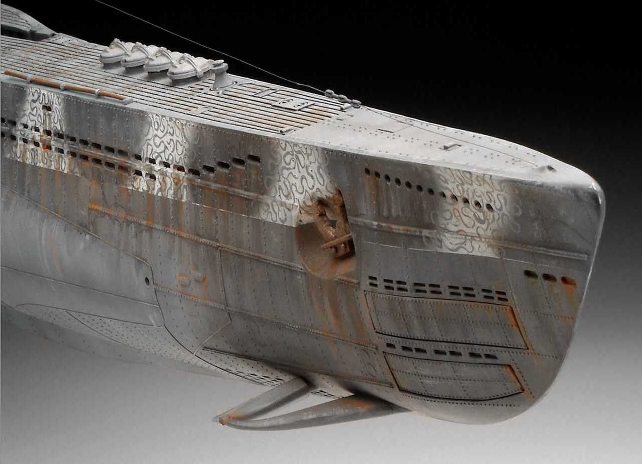 REVELL Plastic ModelKit ponorka Limited Edition 05163 - German Submarine Type VII C/41 (Platinum Edition) (1:72) - obrázek 4