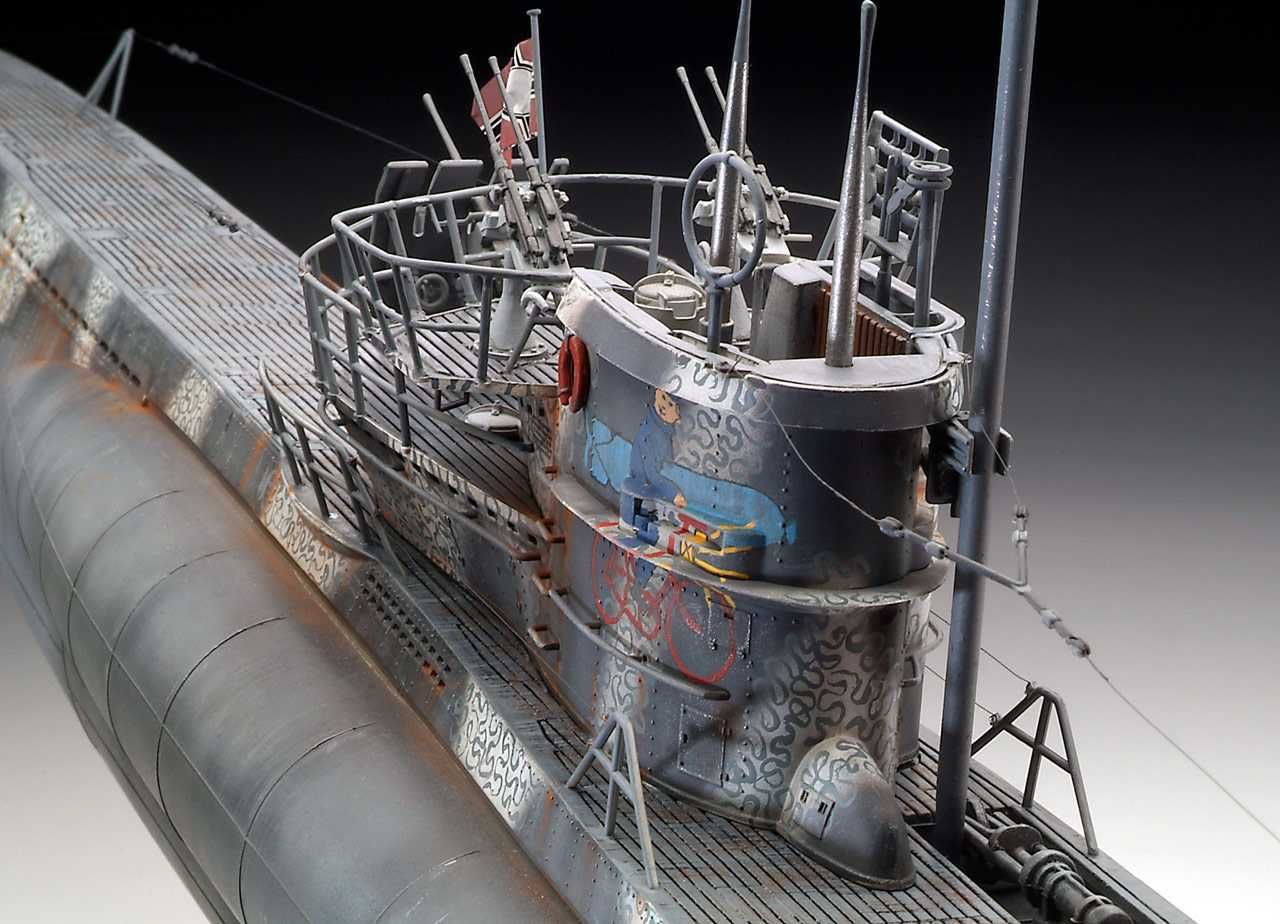 REVELL Plastic ModelKit ponorka Limited Edition 05163 - German Submarine Type VII C/41 (Platinum Edition) (1:72) - obrázek 8