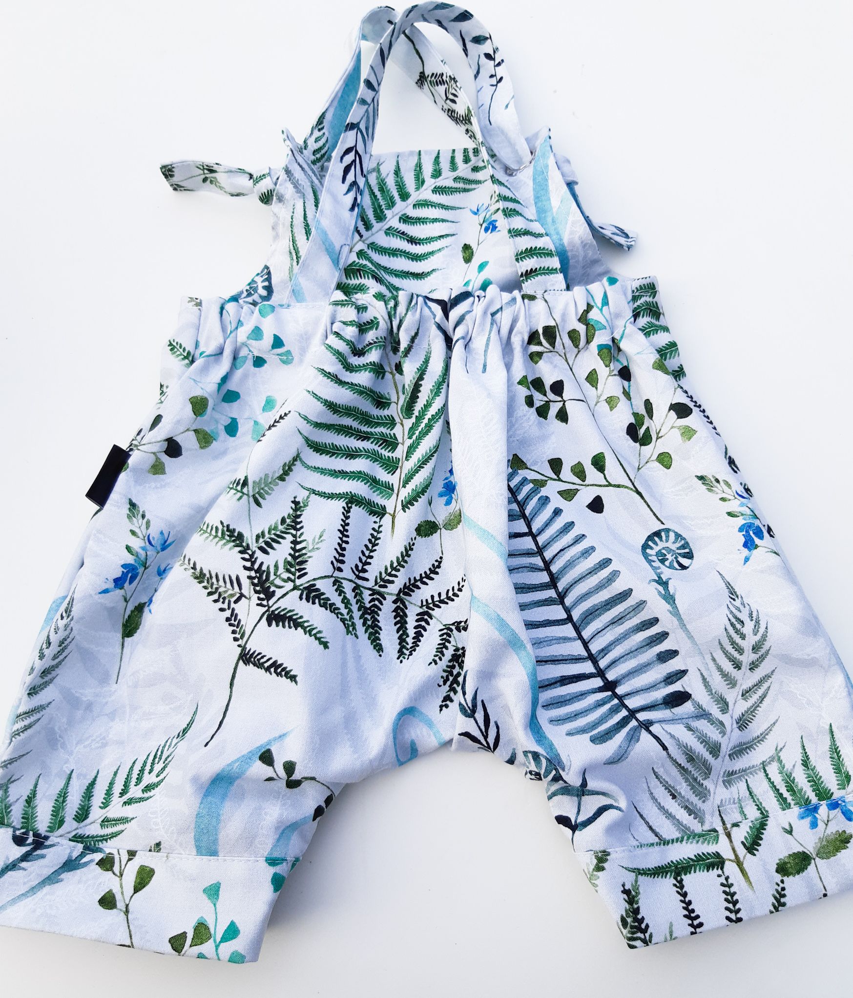 Kulišárny (handmade) Laclové kraťásky ,,Ferns,, VELIKOST: 68 - obrázek 2
