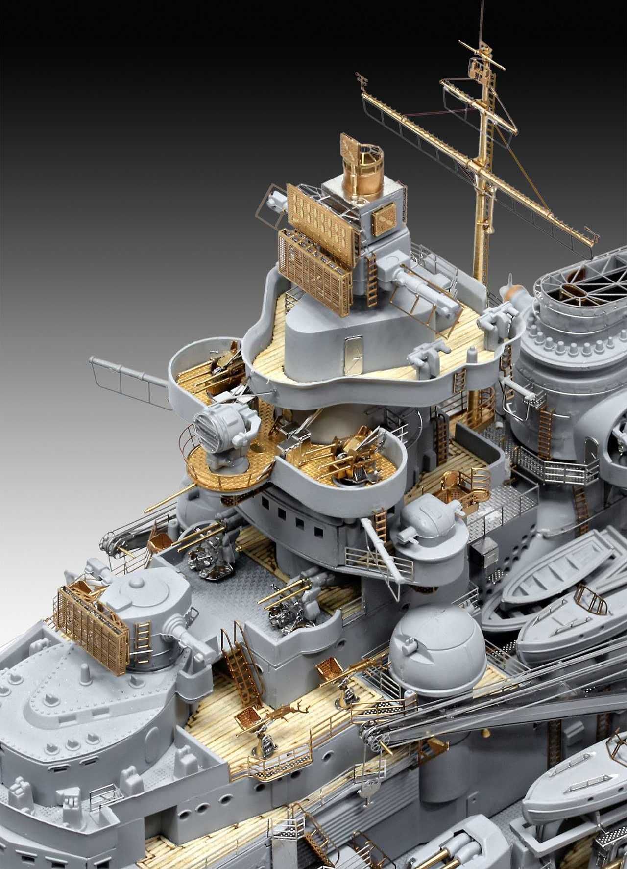 REVELL Plastic ModelKit loď Limited Edition 05160 - Tirpitz (Platinum Edition) (1:350) - obrázek 4