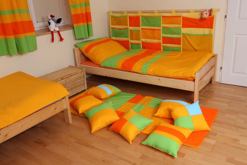 KAPSÁŘE ZA POSTEL - obrázek 2