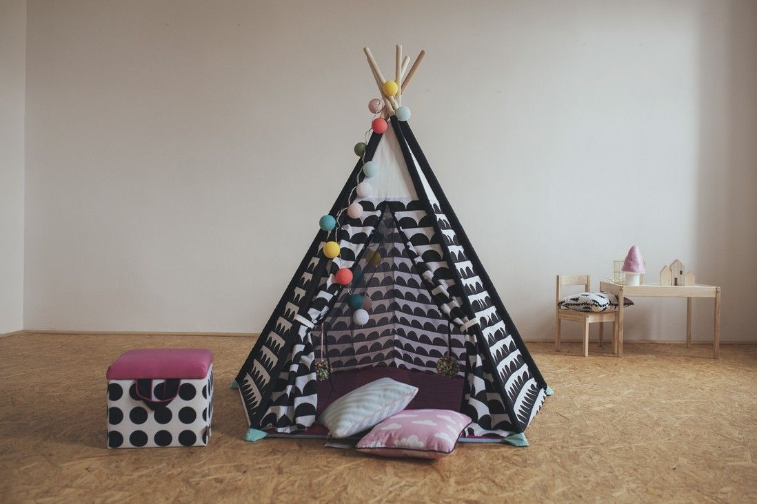 TEEPEE HALF MOON GIRLY PĚTIÚHELNÍKOVÉ - obrázek 1