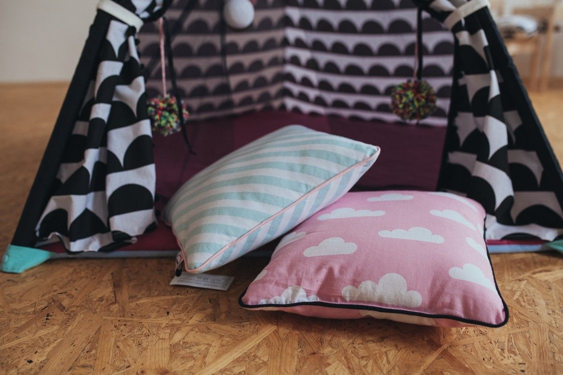 TEEPEE HALF MOON GIRLY PĚTIÚHELNÍKOVÉ - obrázek 5