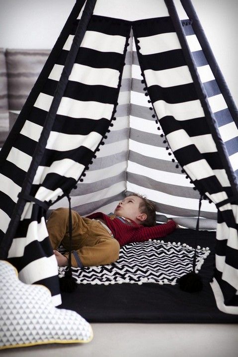 TEEPEE MODERN ART PĚTIÚHELNÍKOVÉ - obrázek 5