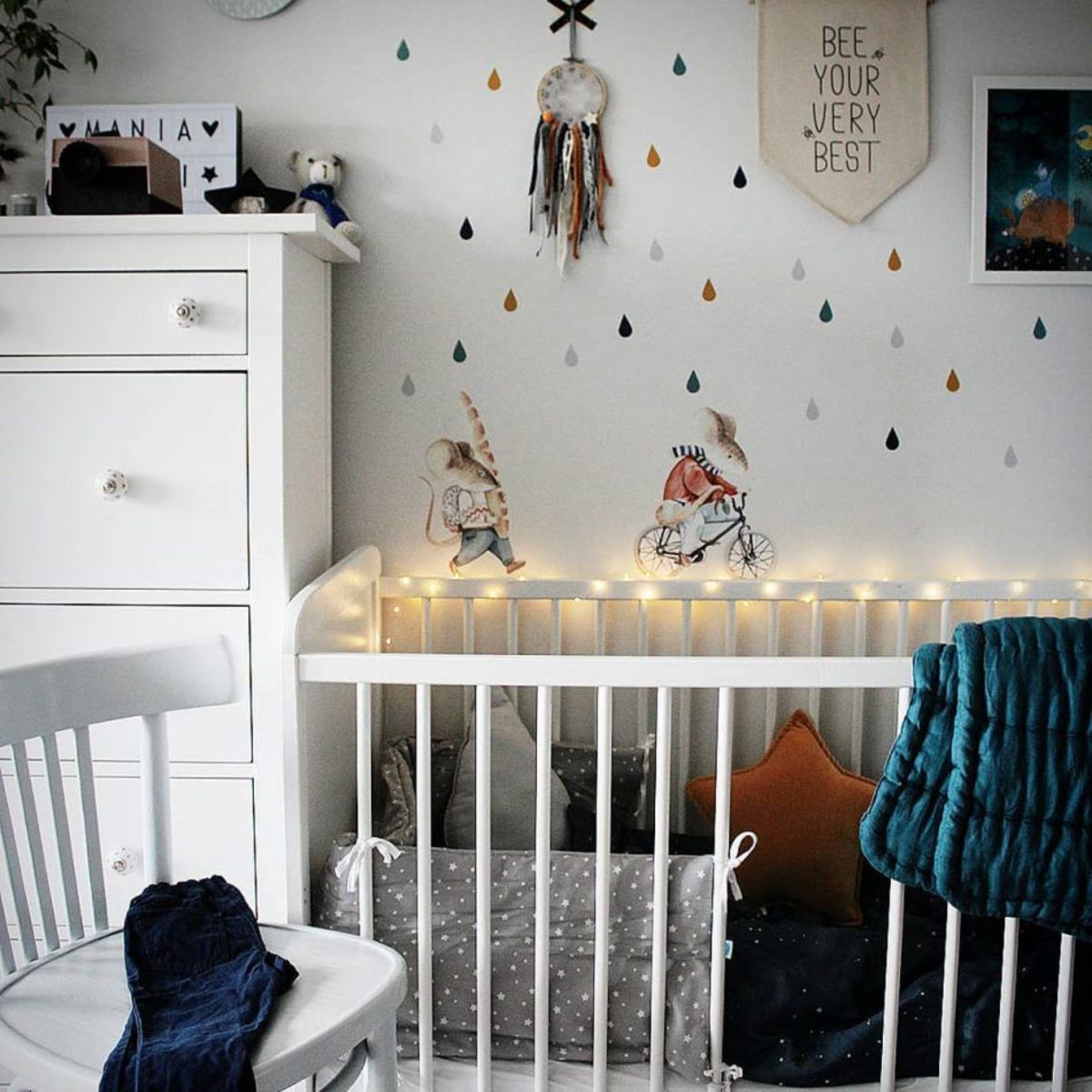 Samolepka na zeď Dekornik Little Mouse Street 30040-0, 1 m² - obrázek 2