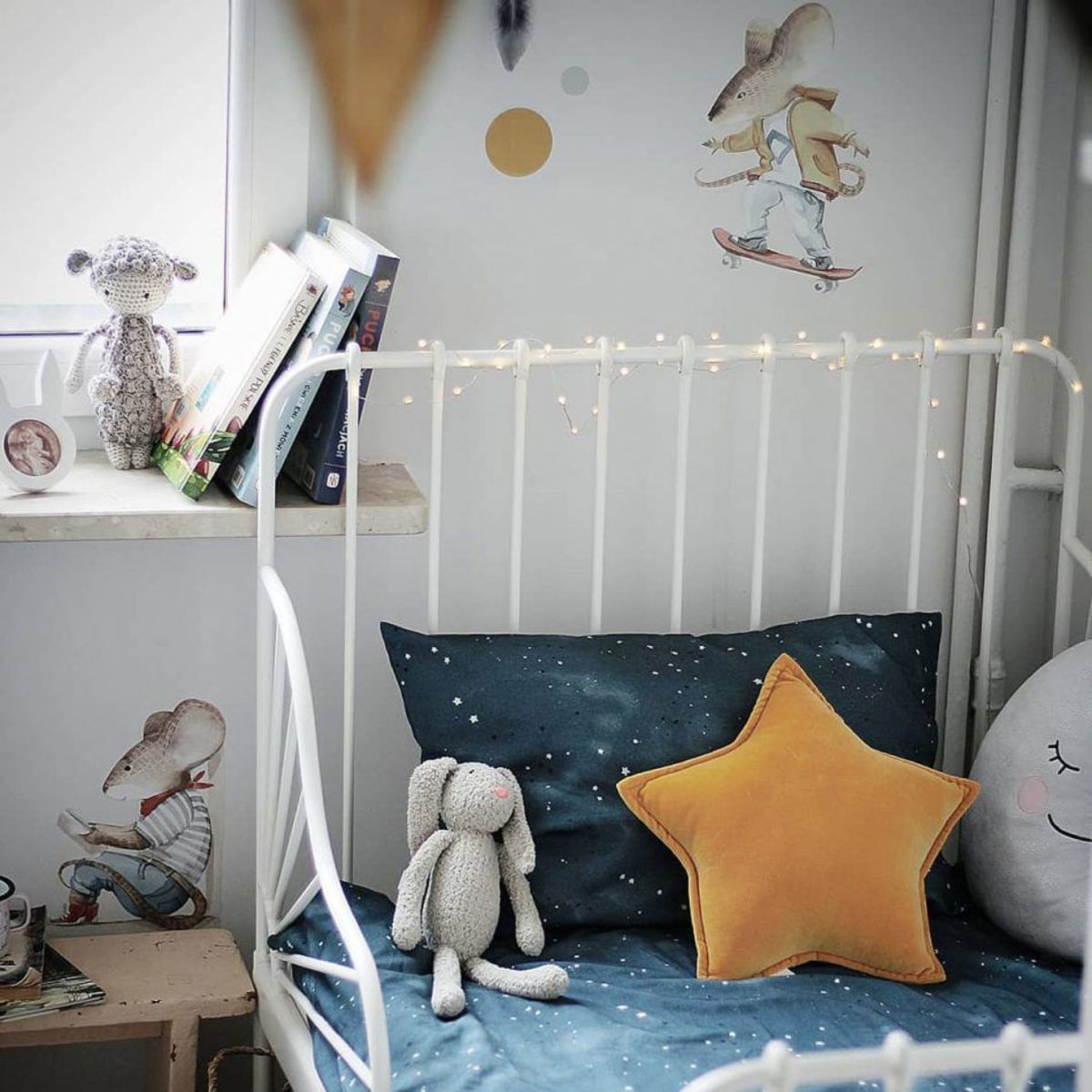 Samolepka na zeď Dekornik Little Mouse Street 30040-0, 1 m² - obrázek 4
