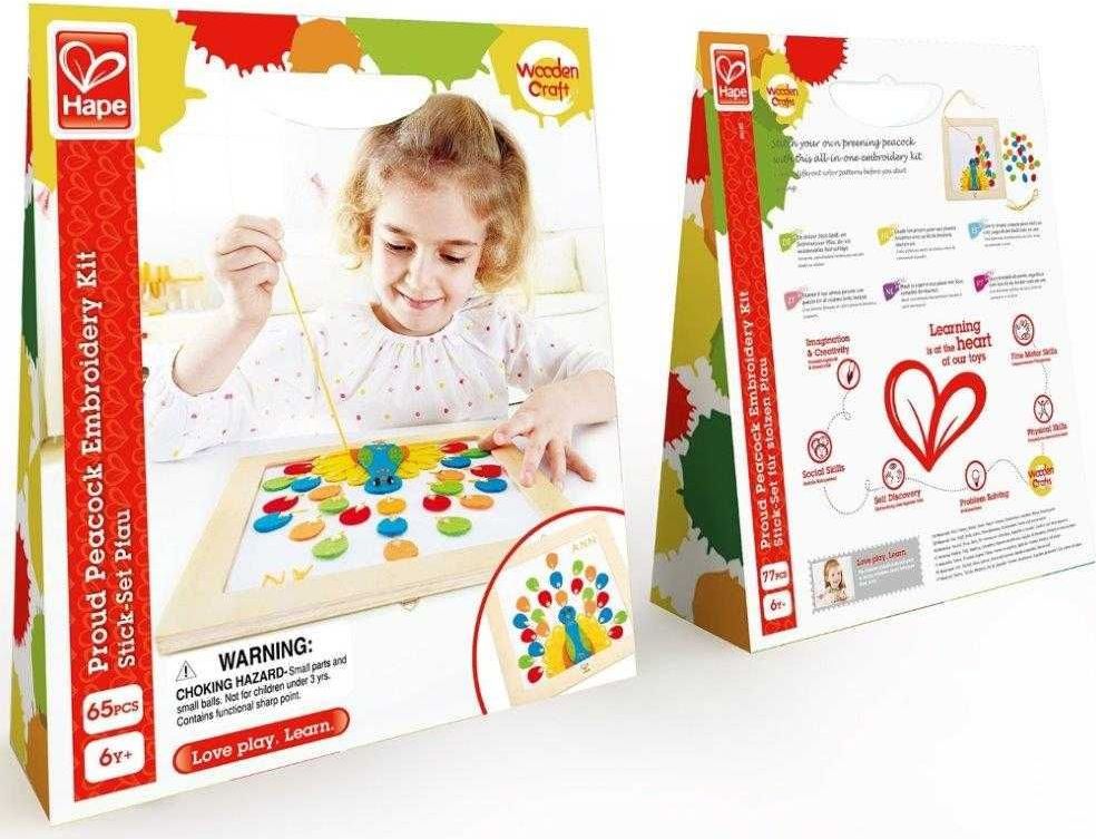 HAPE dřevěné hračky - dřevěný vyšívací páv - obrázek 2