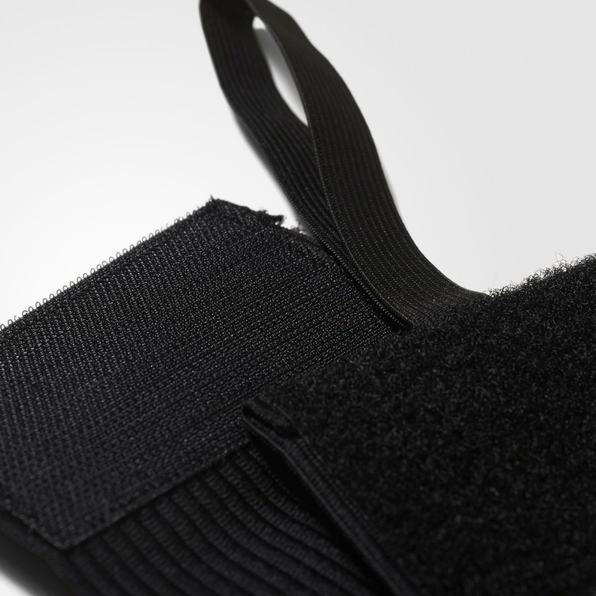 adidas Fb Capt Armband černá Jednotná - obrázek 5