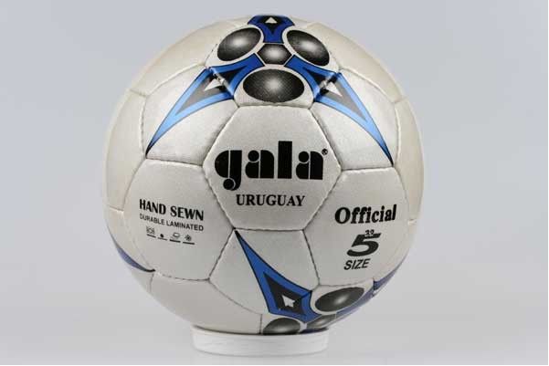 Fotbalový míč GALA URUGVAY - obrázek 1