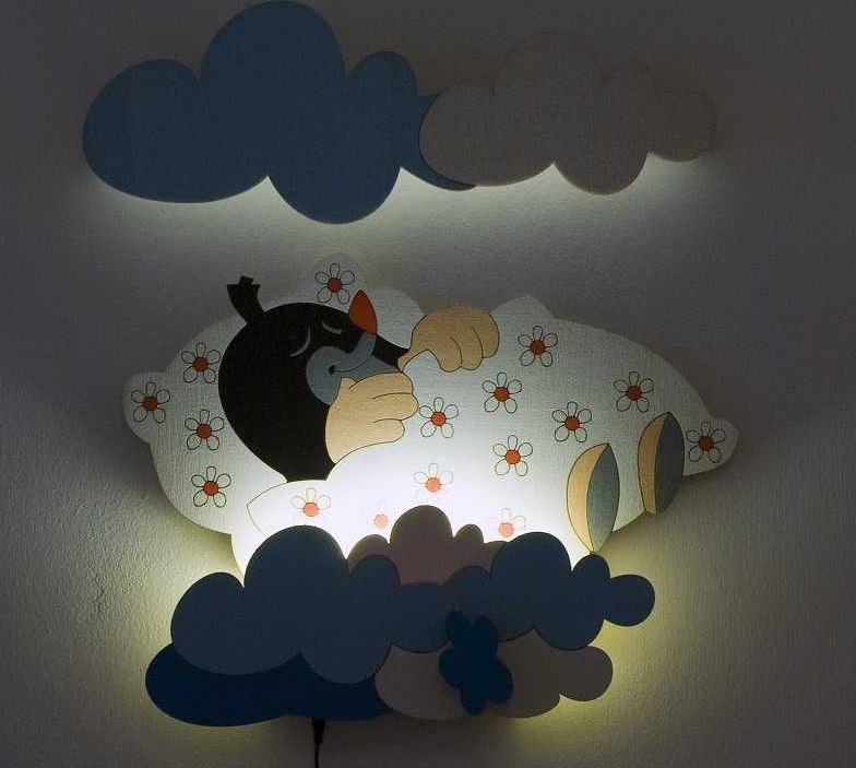 Dětská LED lampička na zeď - Krtek v peřinách - obrázek 1
