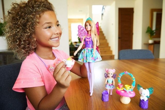 BARBIE POHÁDKOVÝ HERNÍ SET S PANENKOU - obrázek 12