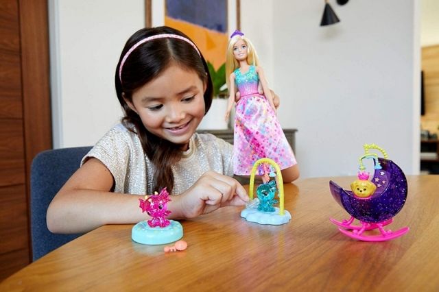 BARBIE POHÁDKOVÝ HERNÍ SET S PANENKOU - obrázek 6