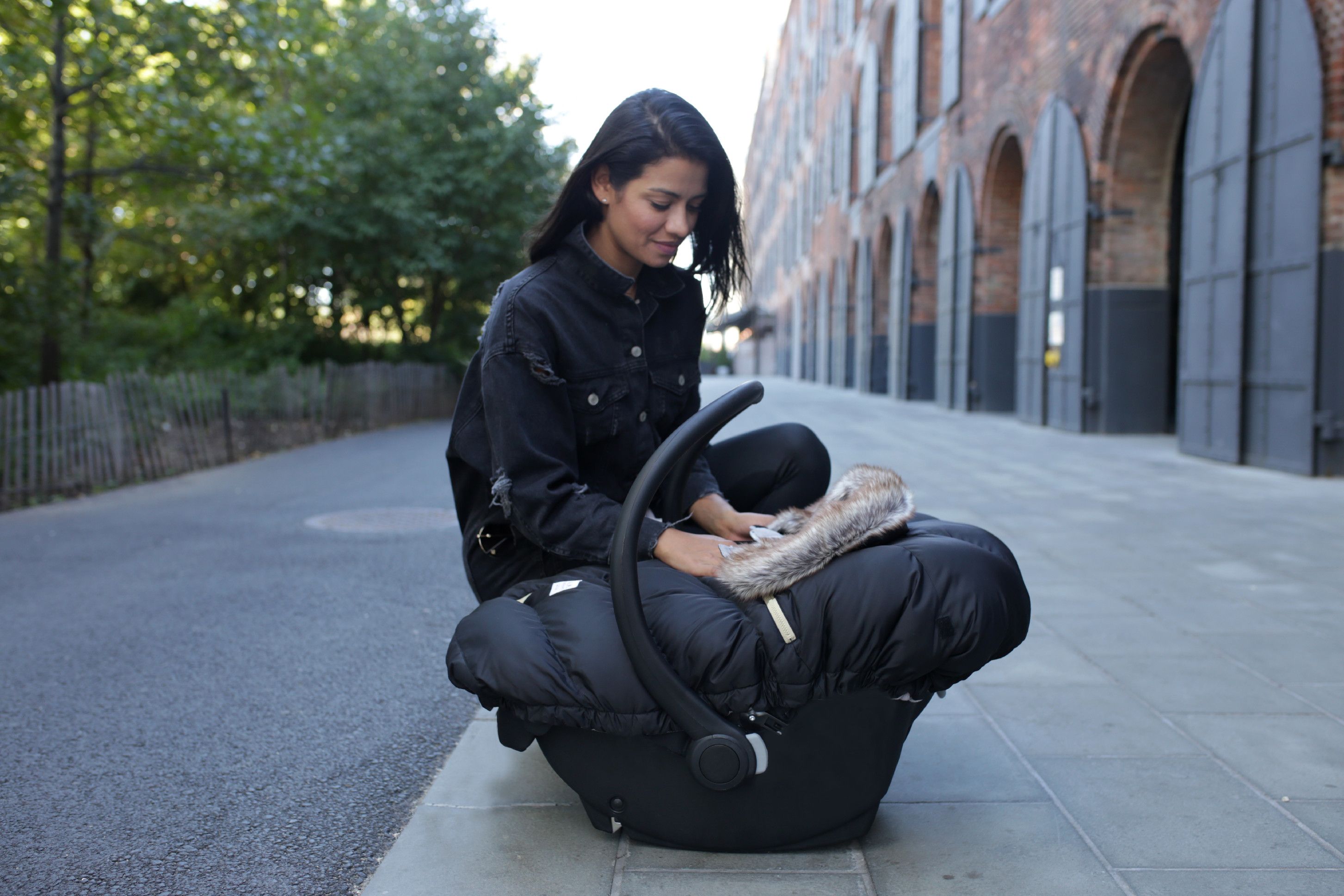 7AM FUSAK Car seat Cocoon BLACK - obrázek 5