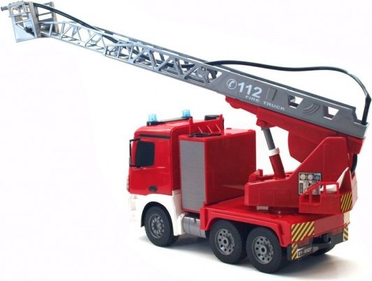 Double Eagle Hasící auto Mercedes Arocs s opravdovým vodním dělem 2,4GHz - obrázek 7