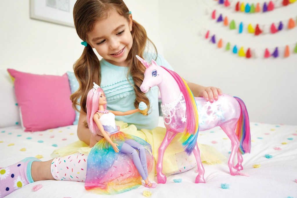 MATTEL BRB Dreamtopia set panenka Barbie + jednorožec na baterie Světlo Zvuk - obrázek 6